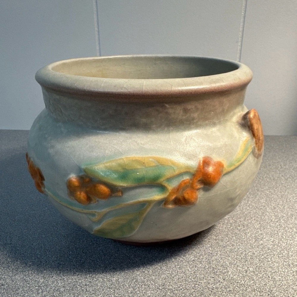 Roseville Pottery, Bittersweet Planter, 1951, 800-4, 4" Tall - Picture 2 of 8